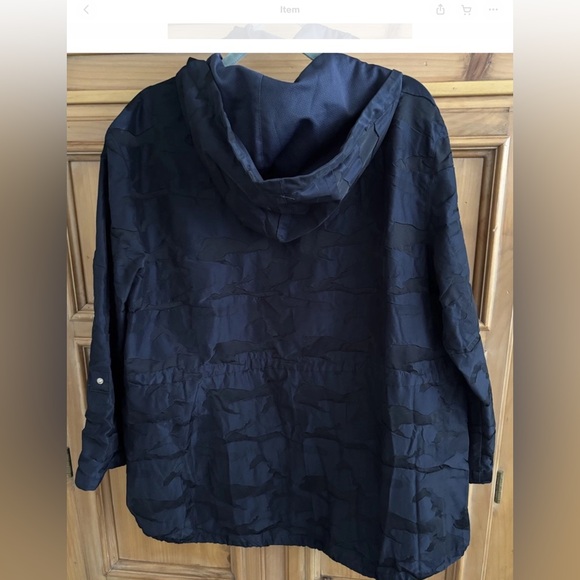 Chico's Zenergy Navy Embossed Camo Print Anorak Jacket Size 3=16/18 - Picture 2 of 8